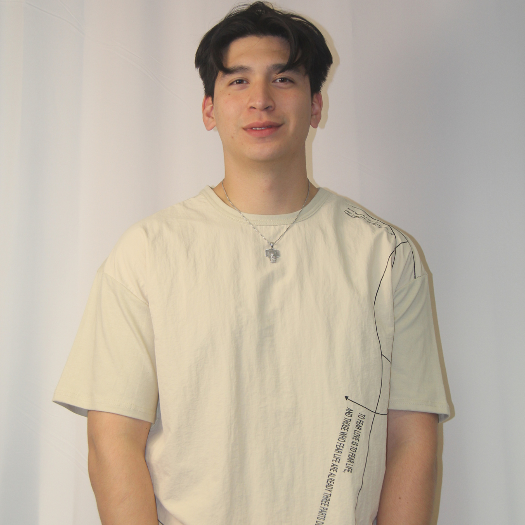 Line Embroidery Tee